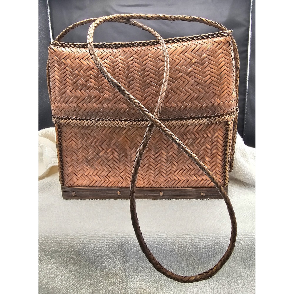 Vintage Handwoven Filipino Pasiking Bamboo And Rattan Backpack Basket Purse!